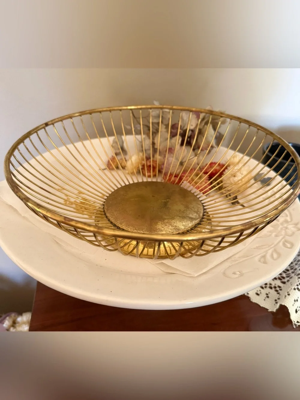 Vintage MCM  Gold Brass Wire Fruit Bowl Bread Basket Stamped Hong Kong